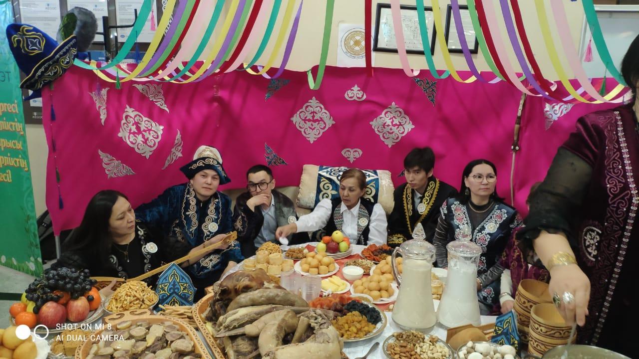 Сотрудники АО «Энергоинформ» отпраздновали Весенний праздник Наурыз мейрамы.