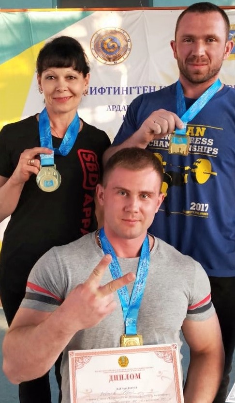 An employee of the Southern branch of “Energoinform” JSC took first place in the Kazakhstan Powerlifting Championship!